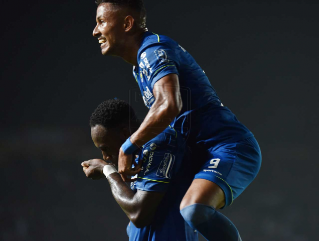Duet Penyerang Persib Moncer di 3 Laga Awal Liga 1, Ini Kuncinya