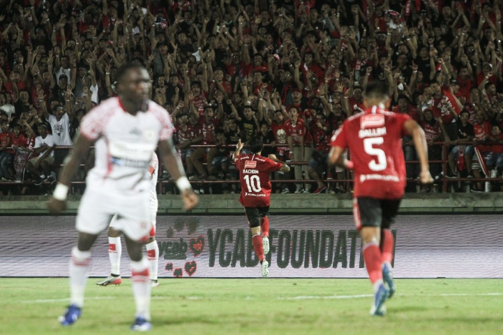 Termasuk Irfan Bachdim, Ini 5 Transfer Mengejutkan Liga 1 2020