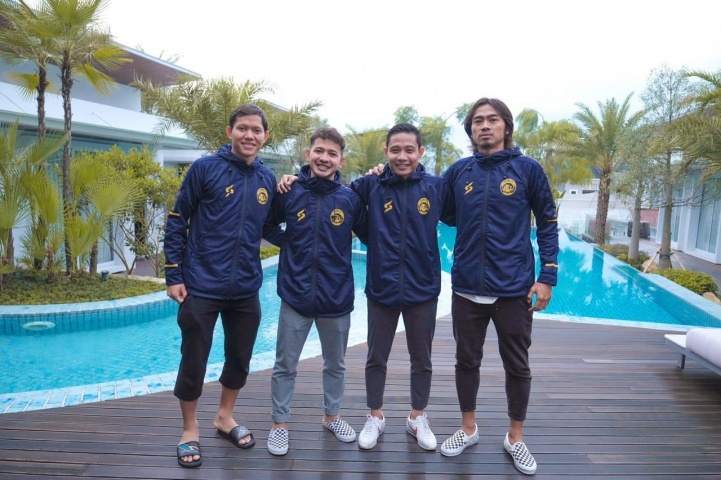 Arema FC Datangkan 4 Pemain Lokal, Salah Satunya Bintang Timnas Indonesia