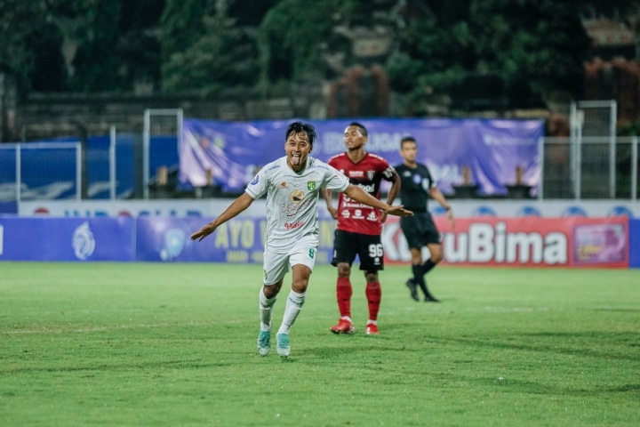 Tak Perpanjang Kontrak, Samsul Arif Tinggalkan Persebaya