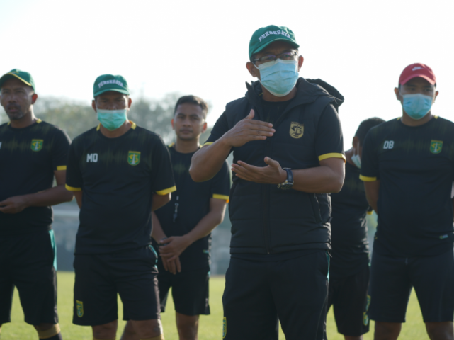 Ditinggal Para Pemain Kunci, Pelatih Persebaya Sebut Pembentukan Tim Sudah 80 Persen
