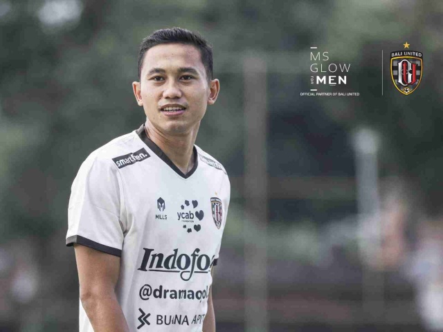 Akhiri Rumor, Ricky Fajrin Perpanjang Masa Bakti di Bali United