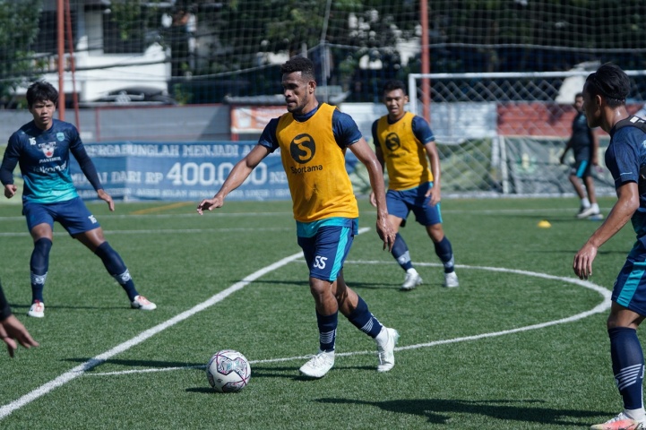 Jelang Melawat ke Samarinda, Persib Dapat Suntikan Pemain Baru