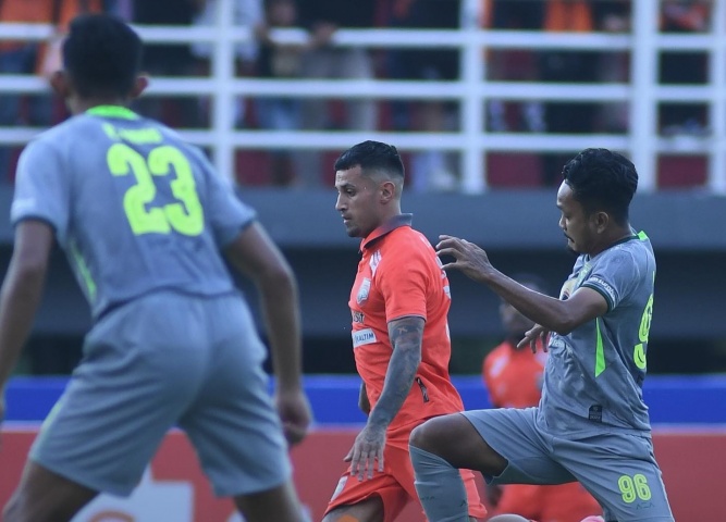 Liga 1 2022/2023: Brace Pato Bawa Borneo FC Kalahkan Persebaya
