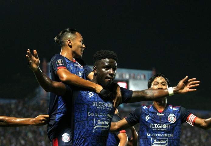 Hasil Final Piala Presiden 2022: Camara Gemilang, Arema Bungkam Borneo FC
