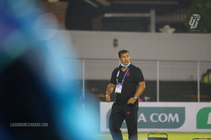 Sambil Menangis, Alfredo Vera Tanggapi WO Saat Lawan Madura yang Sebabkan Persipura Degradasi