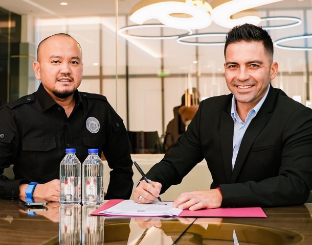 Resmi, Arema Tunjuk Javier Roca Sebagai Pelatih Baru